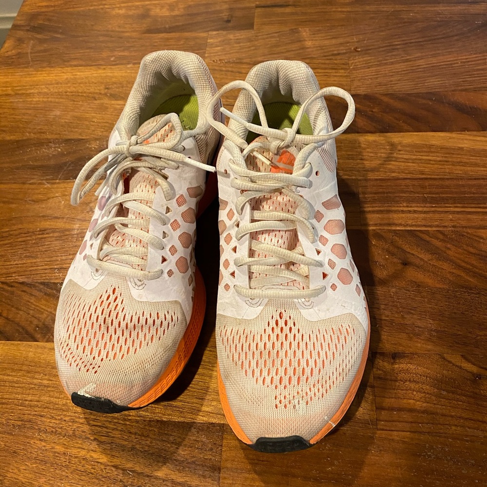 SOLD Nike Neutral Ride Shoes - Picture 2 of 4